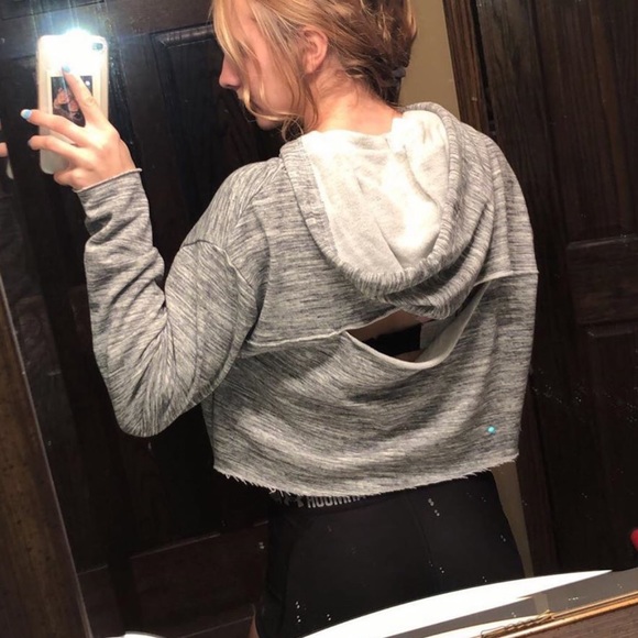 BRAND NEW Pink sweatshirt! - Picture 4 of 4